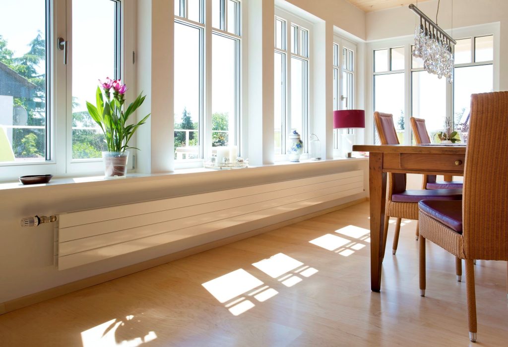 holzfenster-holz-alufenster-wintergarten-haustuer-fenster-streichen-tauwasserbidlung-wasserlasur-beschlaege-fetten-schmieren-nachstellen-
